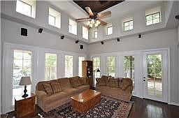 4th image of 23 Cotillion Ct