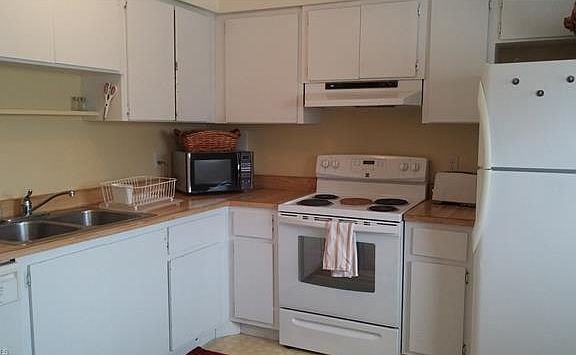 5th image of 4757 Orange Grove Blvd APT 8