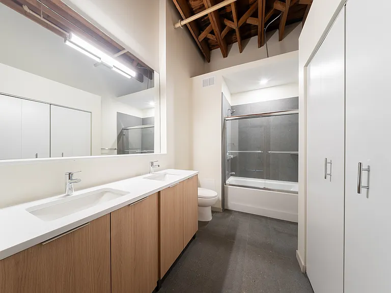 Cobbler Square Lofts — Photo 7