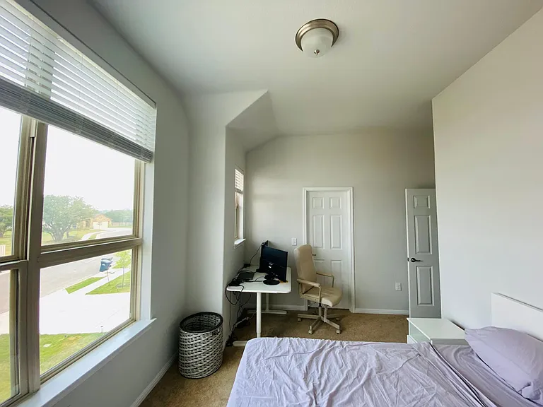 512 Turkey Creek Cv — Photo 36