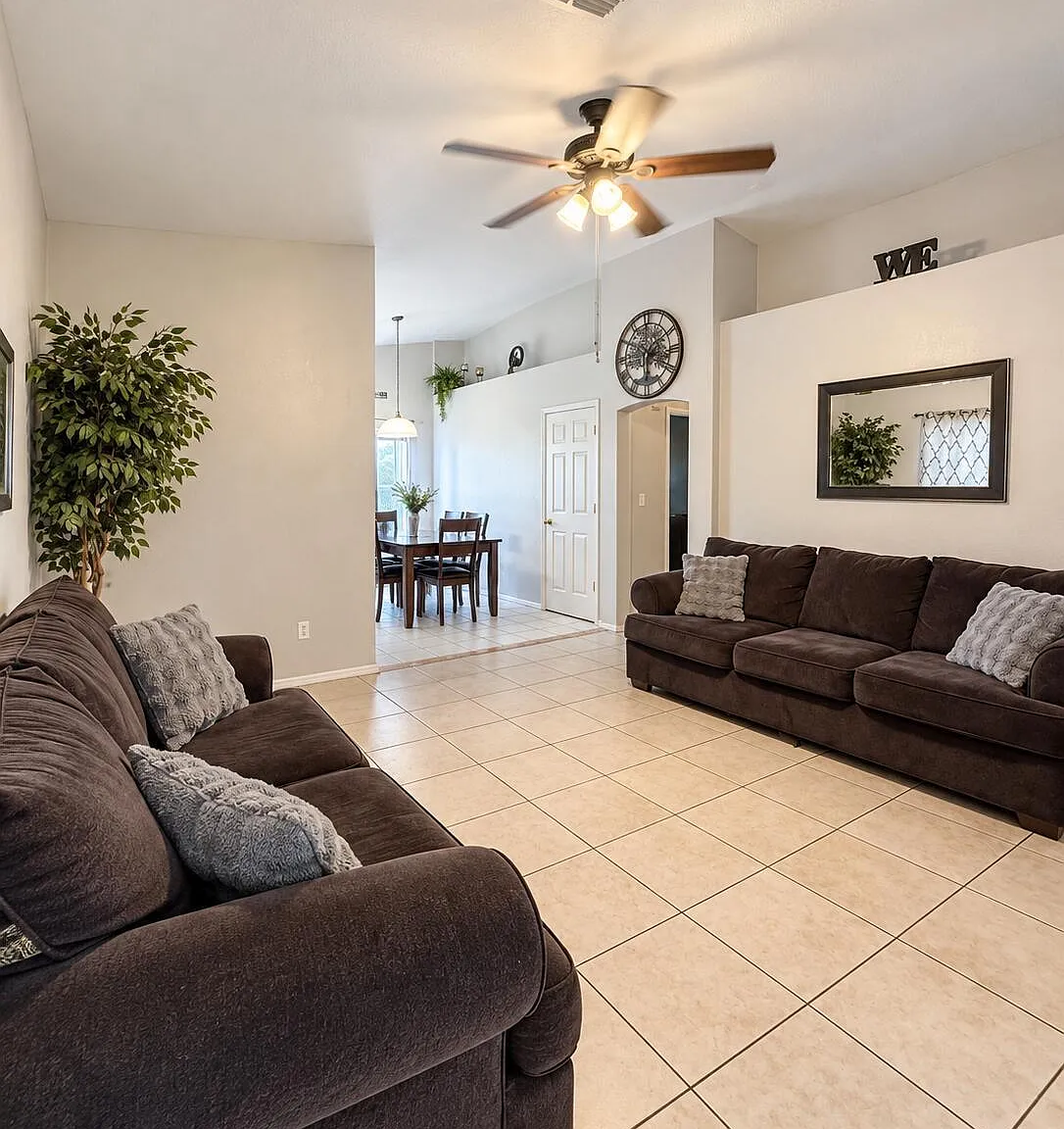 3 bed, 2.0 bath, 1065 sqft, $1,850 — Photo 3
