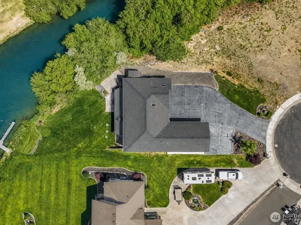 800 S Camas Place, Moses Lake, WA 98837