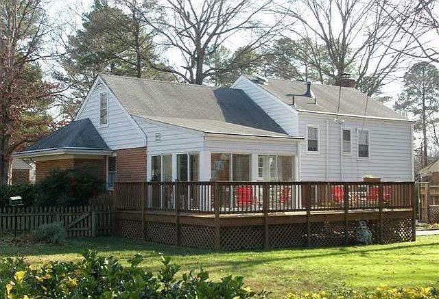 2nd image of 1412 Cloister Dr