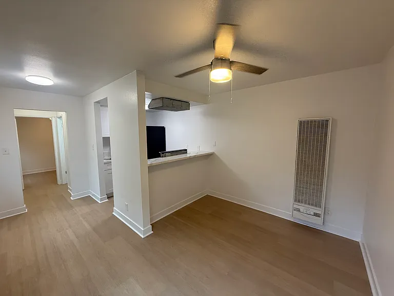 170 S Laurel St #6 — Photo 2