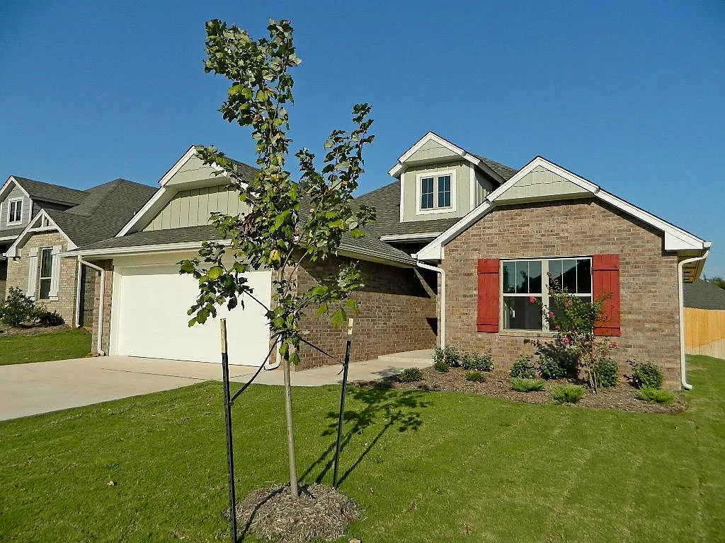 5232 Lannister Ln — Photo 1