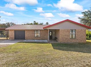 208 Walden Rd, Weatherford, TX 76087