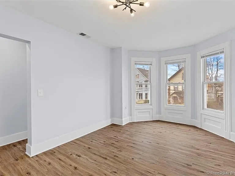 55 Admiral St #2 — Photo 1