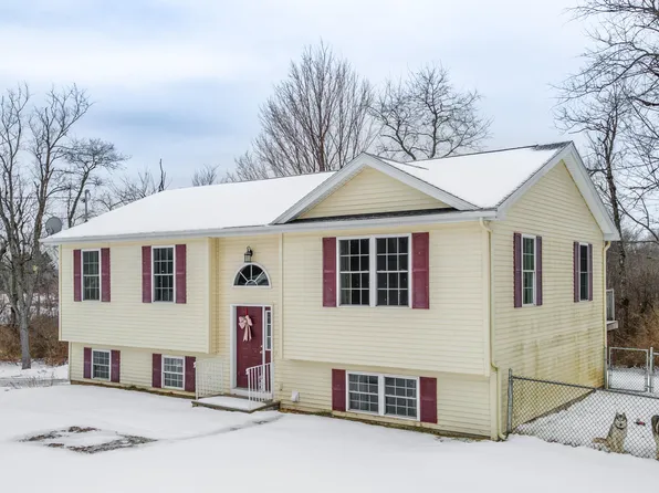 134 Bemis Road, Carmel, ME 04419