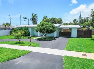 3306 SW 17th St, Fort Lauderdale, FL 33312