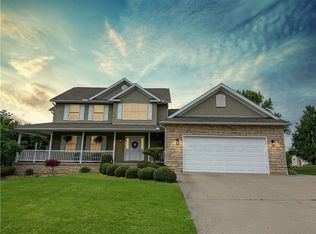 407 Karon Dr, New Castle, PA 16101