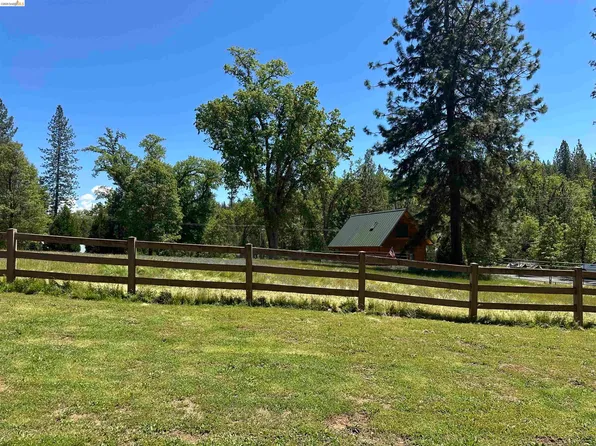 22481 Sandean Ln, Groveland, CA 95321