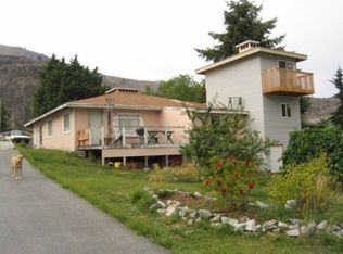 645 4th St, Chelan Falls, WA 98817