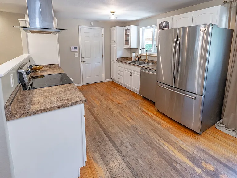 2900 S Jay St — Photo 33