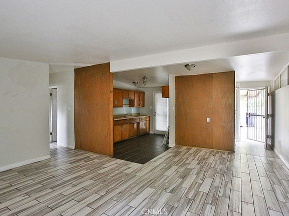 3rd image of 643 W Ramona Dr