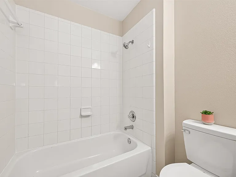 1646 Martin Lake Dr — Photo 40