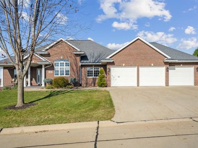630 8th Avenue Ct SW, Dyersville, IA, 52040