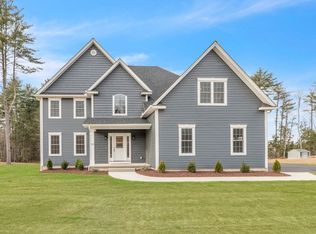 22 Noble Steed Xing, Southwick, MA 01077