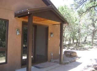 22 Blackbird Rd, Tijeras, NM 87059