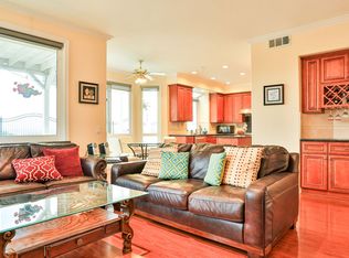 19847 Moon Shadow Cir, Walnut, CA 91789