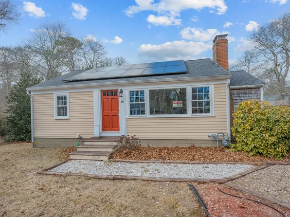 10 Ginger Plum Lane, South Yarmouth, MA 02664