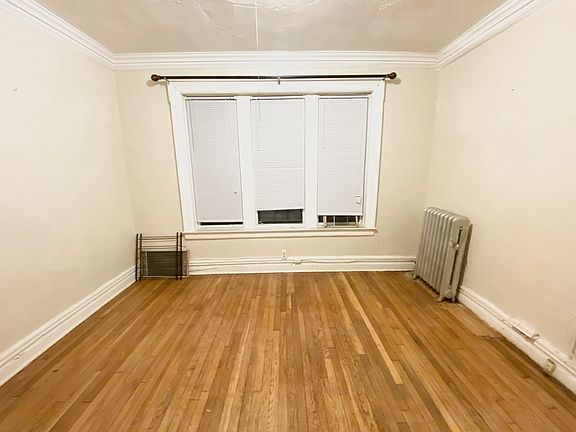 4th image of 686 Academy St APT 23