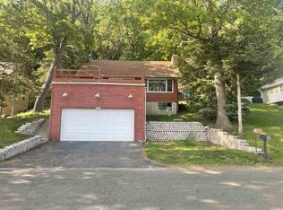 W10728 Tipperary Rd, Poynette, WI 53955