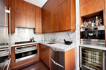 4th image of 150 W 26th St #Penthouse