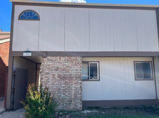 1902 Three Stars Rd, Edmond, OK 73034