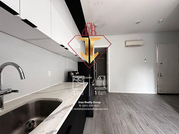 2nd image of 1019 W Side Ave #2R