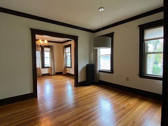 4th image of 125 Garden St #2