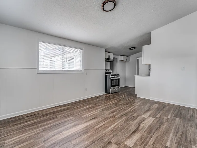 4980 Vickie Dr — Photo 22