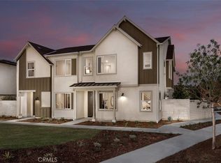 27669 Ensemble Pl, Valencia, CA 91381