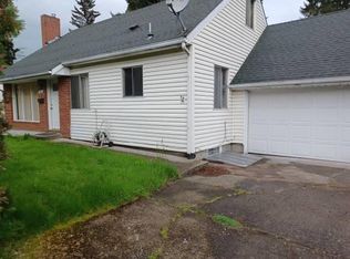 11011 NE Siskiyou St, Portland, OR