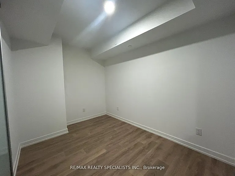 1100 Sheppard Ave W #1005 — Photo 15