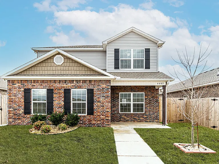 6609 Warrington Rd — Photo 1