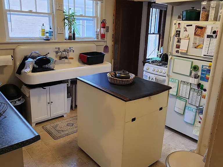 419 Chamberlain Ave — Photo 6