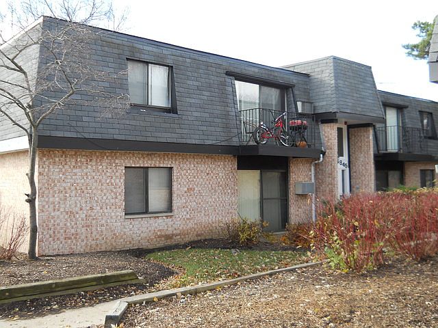 1st image of 845 Westmoreland Dr APT 3