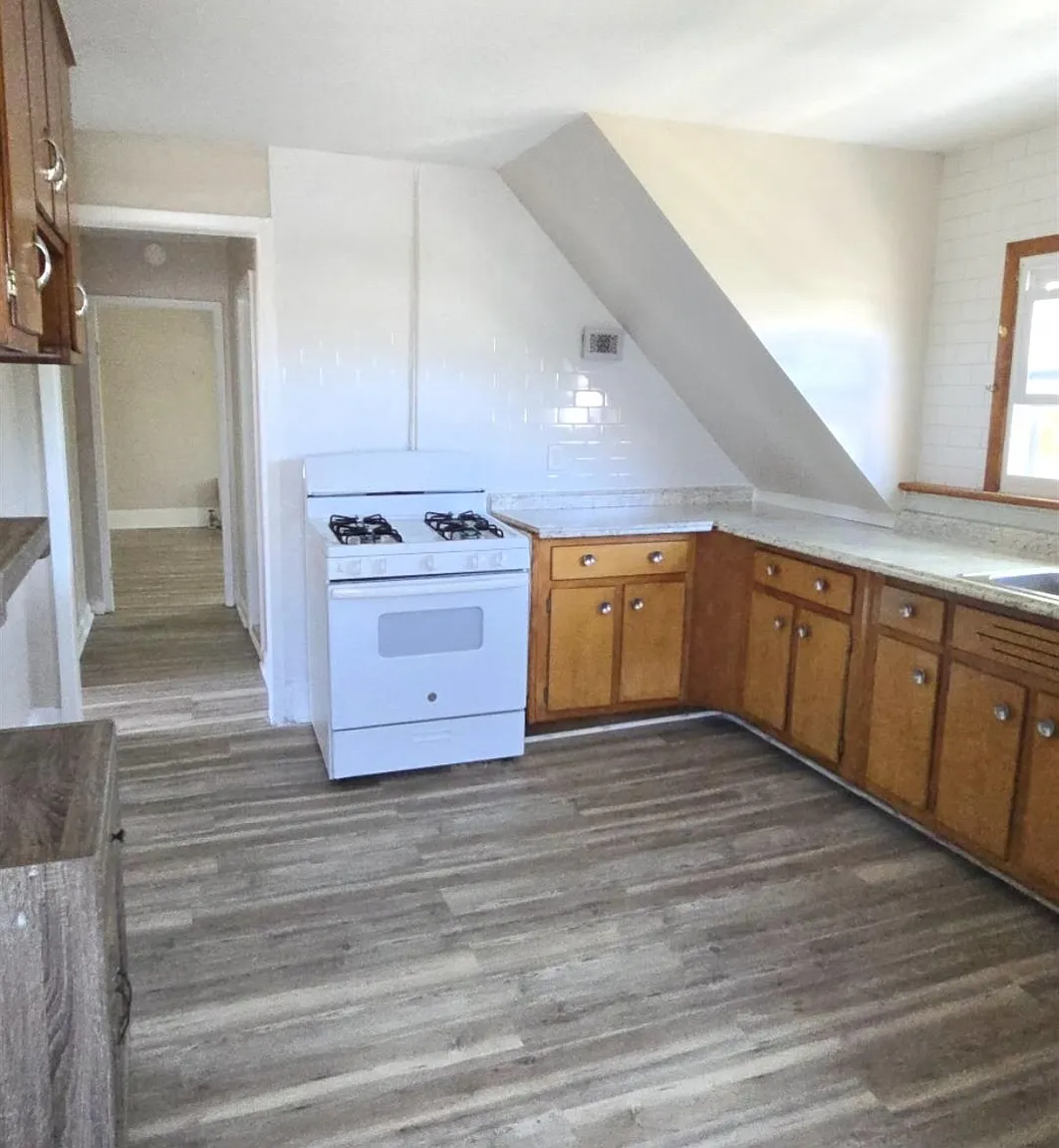 2 bed, 1.0 bath, 750 sqft, $1,850 — Photo 4