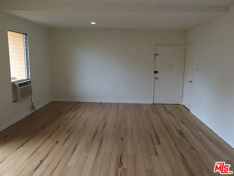 1022 N Croft Ave #5 — Photo 18