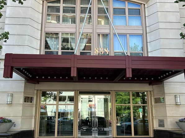 888 N Quincy St Unit 1703, Arlington, VA 22203