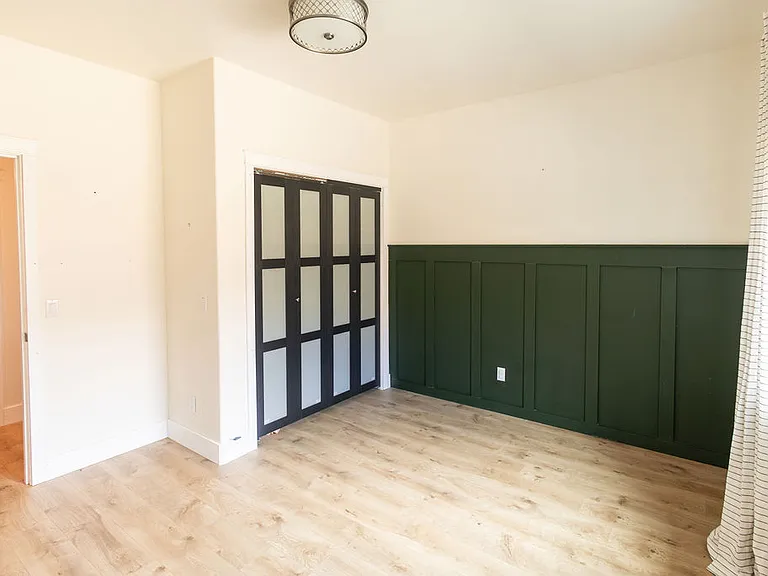 13431 Canyon Rd — Photo 8