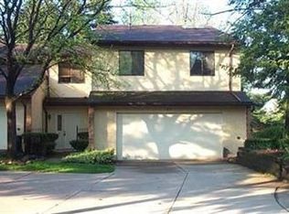 97 Silver Valley Blvd, Munroe Falls, OH 44262