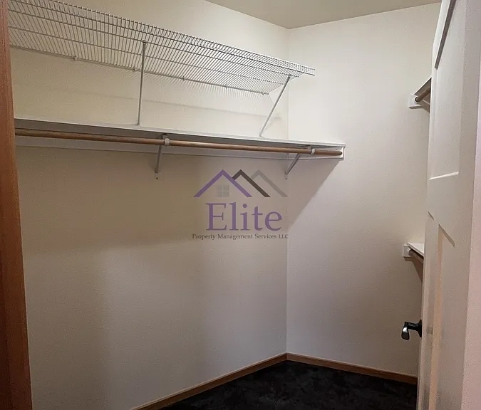 251 W Berry Ridge Rd — Photo 17