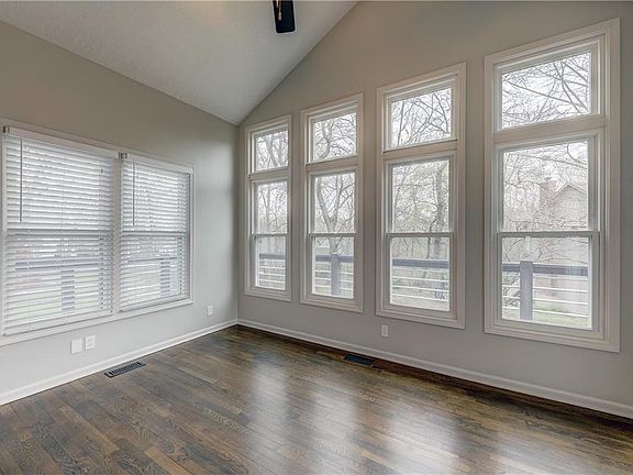 5th image of 5809 W 155th St