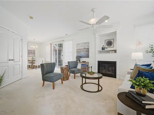 5320 Elston Ln, Virginia Beach, VA 23455