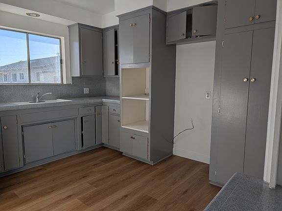 3rd image of 514 S Barranca Ave APT 8