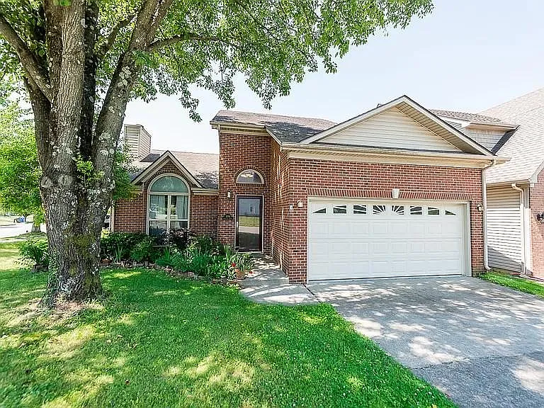 3196 Stonecase Dr — Photo 1