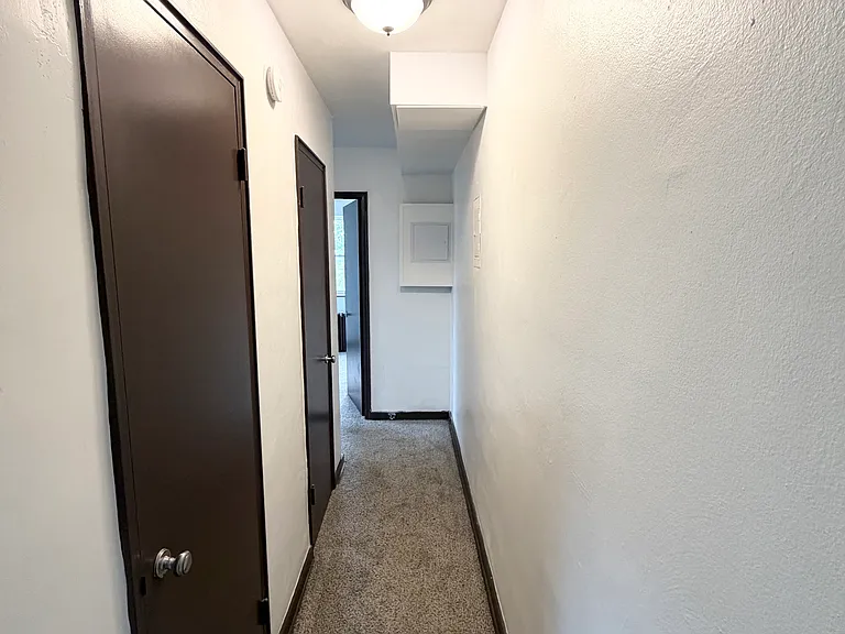 1680 Skyline Dr #8 — Photo 12