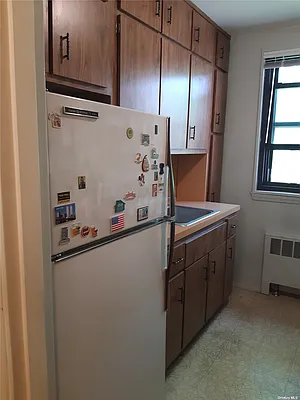 Sold by Laffey Real Estate | media 19