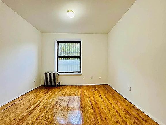 3rd image of 132 E 7th St #9